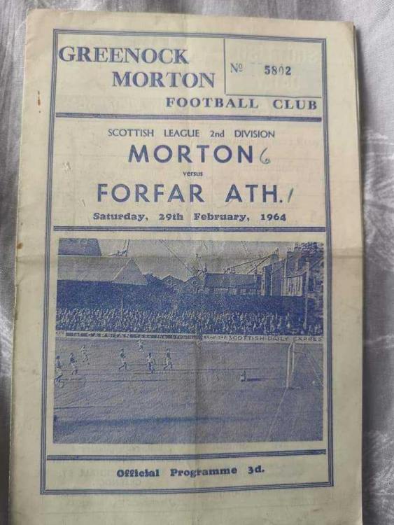 Forfar Programme 1964.jpg
